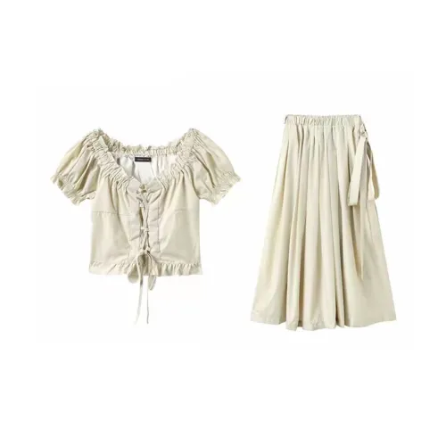 Lookinto Женские Комплекты с юбкой