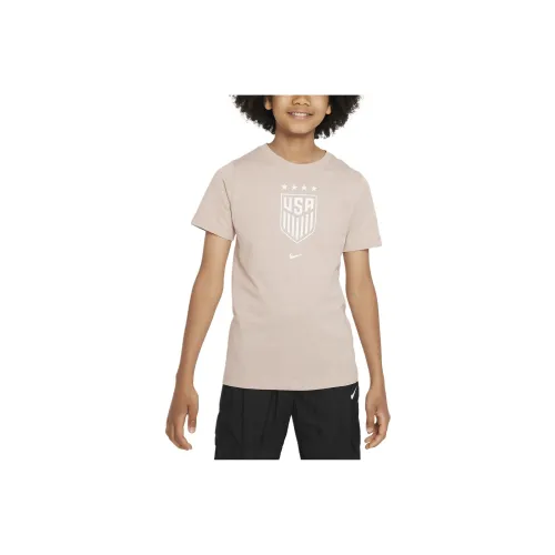 Nike USA Soccer Team Olympic Series USWNT T-Shirt Розовый Детский