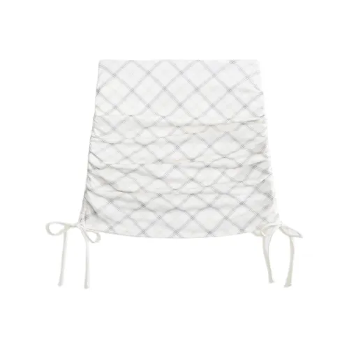 Abercrombie＆Fitch Повседневные короткие юбки Женские Белые