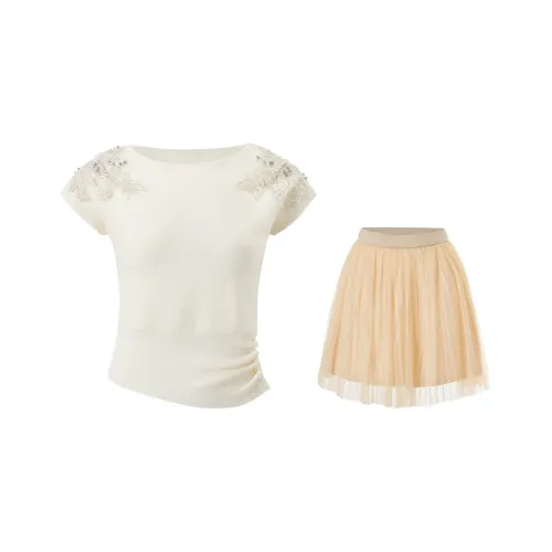 Fish Rabbits Комплект с юбкой Женские Абрикос