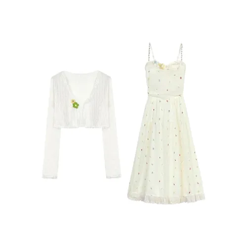 PLANE DRIFT Комплект с юбкой Женские Бежевый