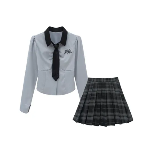 COVT Женские комплекты с юбкой