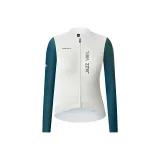 Темно-зеленый