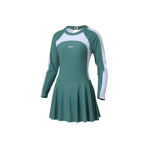 XTEP Ван-Пис Купальник Женские Яшмовый