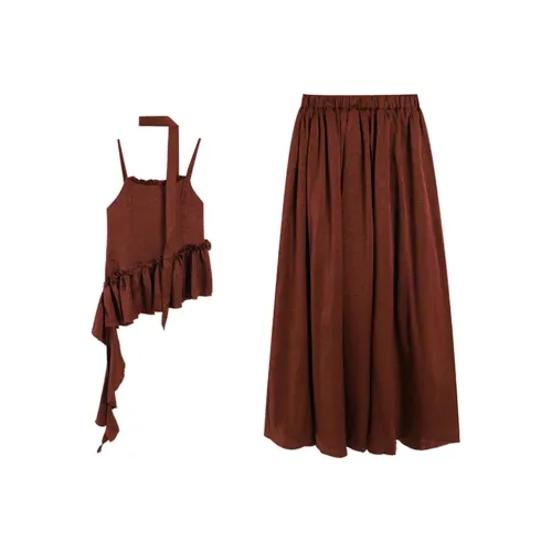 HeartyBite Женские Комплекты с юбкой