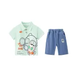 Светло-голубой