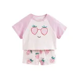 Клубничный принт по всей поверхности