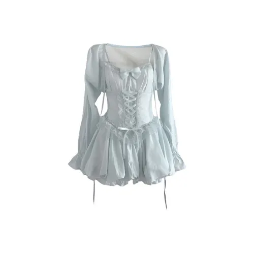 ONE PASS STUDIO Комплект с юбкой Женские Светло-зеленый