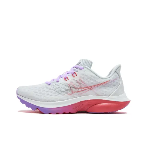 Saucony Kinvara Essence 16 Беговые кроссовки Низкий топ Белый Красный Женские