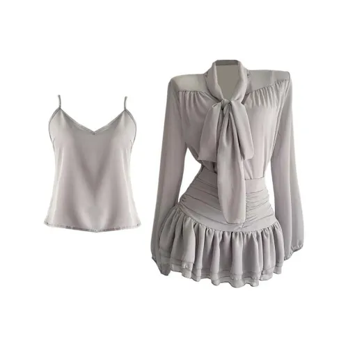 TURN UP Комплект с юбкой Женские Светло-фиолетовый