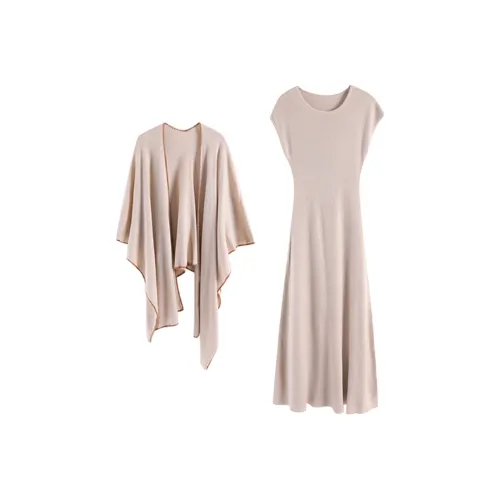 HeartyBite Женские Комплекты с юбкой