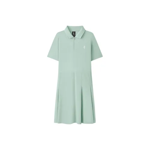 Skechers Комплект с юбкой Женские Айсберг-зеленый 05F3