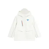 Внешняя сторона частей — молочно-белый, внутренняя одежда — светло-лотосовый фиолетовый