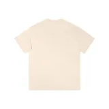 Светлый бежево-абрикосовый.