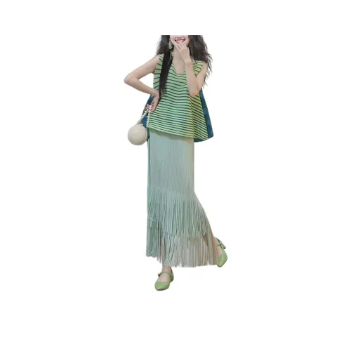 Wbwq Женские Комплекты с юбкой