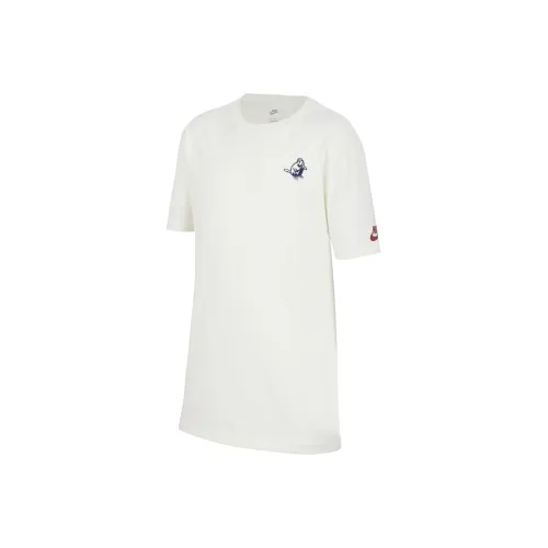 NIKE Sportswear 133 Парусный белый Kids T Рубашки