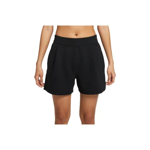 Nike Спортивные шорты Женские Черные