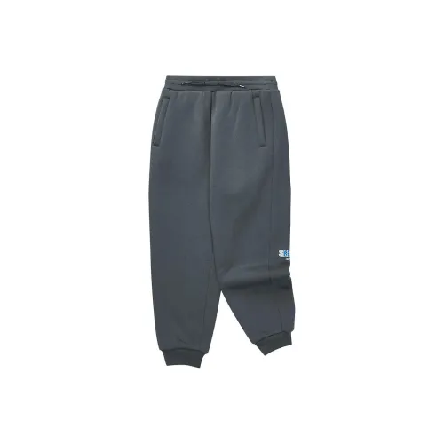 Skechers Kids Вязаные тренировочные штаны цвет серый для подростков с железными дверями