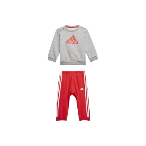 Adidas KIDS Комплекты BADGE OF SPORT Jogger Набор для малышей и детей младшего возраста