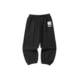 Чёрный с красной звездой логотип