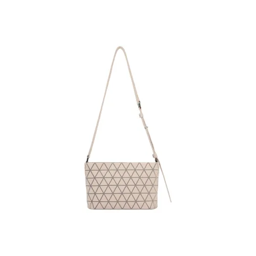 ISSEY MIYAKE Сумки через плечо Женские