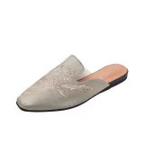 Светло-зеленый