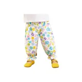 Цветные украшения на белом фоне