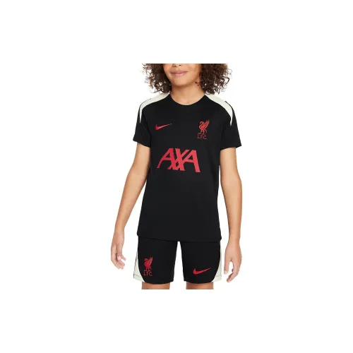 Nike T-Shirt SS25 Черный Подростки