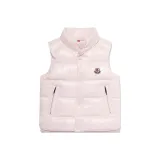 Светло-розовый