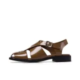 Коричневый