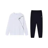 Жемчужно-белый