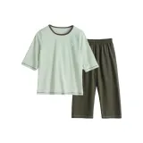 Серый горошек зеленый.