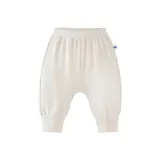 Молочно-белый