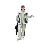 Бежевый комплект из трех предметов (бежевое пальто + бежевая подкладка + бежевые штаны)