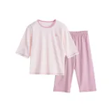 Пыльно-розовый