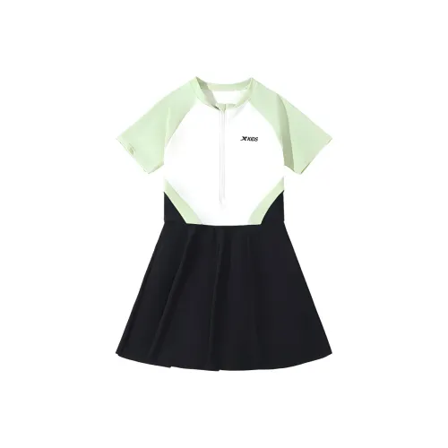 XTEP Детский купальник зеленый для малышей