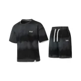 Чёрный топ + чёрные шорты