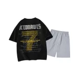 Чёрный топ, светло-серый низ