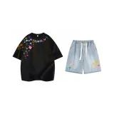 Комплект одежды (Черная футболка + Светло-синие шорты)