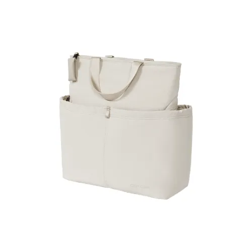 CLOUT CLOUD Рюкзак из коровьей кожи средний унисекс