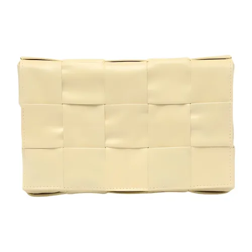 Bottega Veneta CASSETTE Pillow Bag Сумка на плечо из коровьей кожи Мужская Желтая