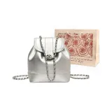 Серебристый