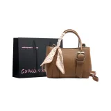 Коричневый