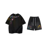 Комплект (Черная футболка + Черно-серые шорты)