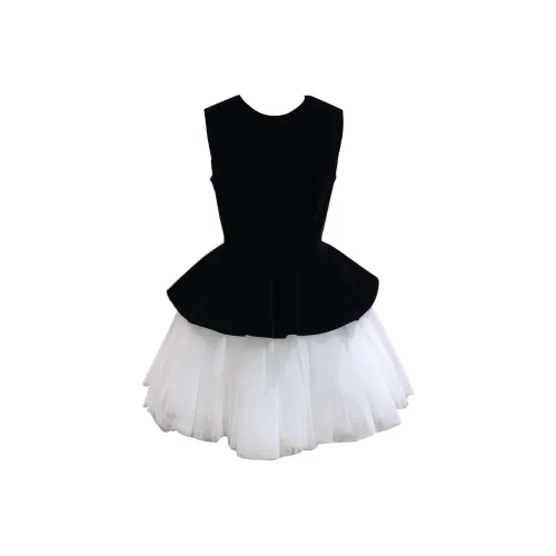 RFKXE Черное женское платье без рукавов