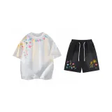 Комплект одежды (Белая футболка с серым вереском + Черные шорты с вереском)