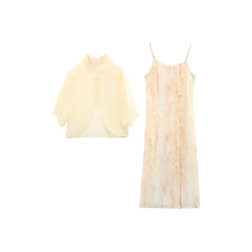 Комплект с юбкой A Paradise For Awakening для женщин