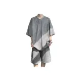 Gray Top + Gray Shorts  
Серый топ + серые шорты