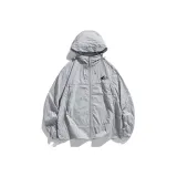 Дымчато-серый