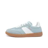 Светло-голубой